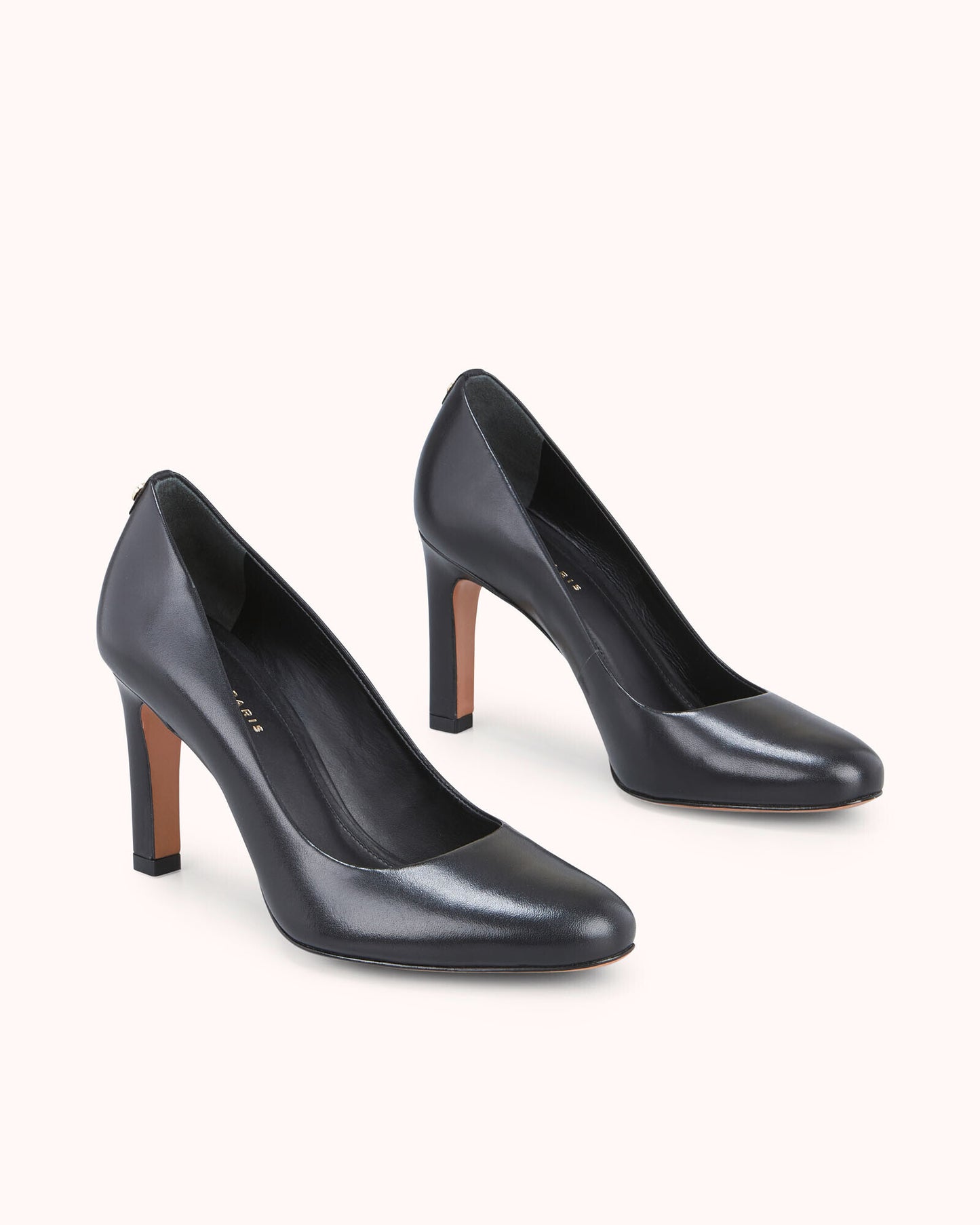 ZAINA PUMPS