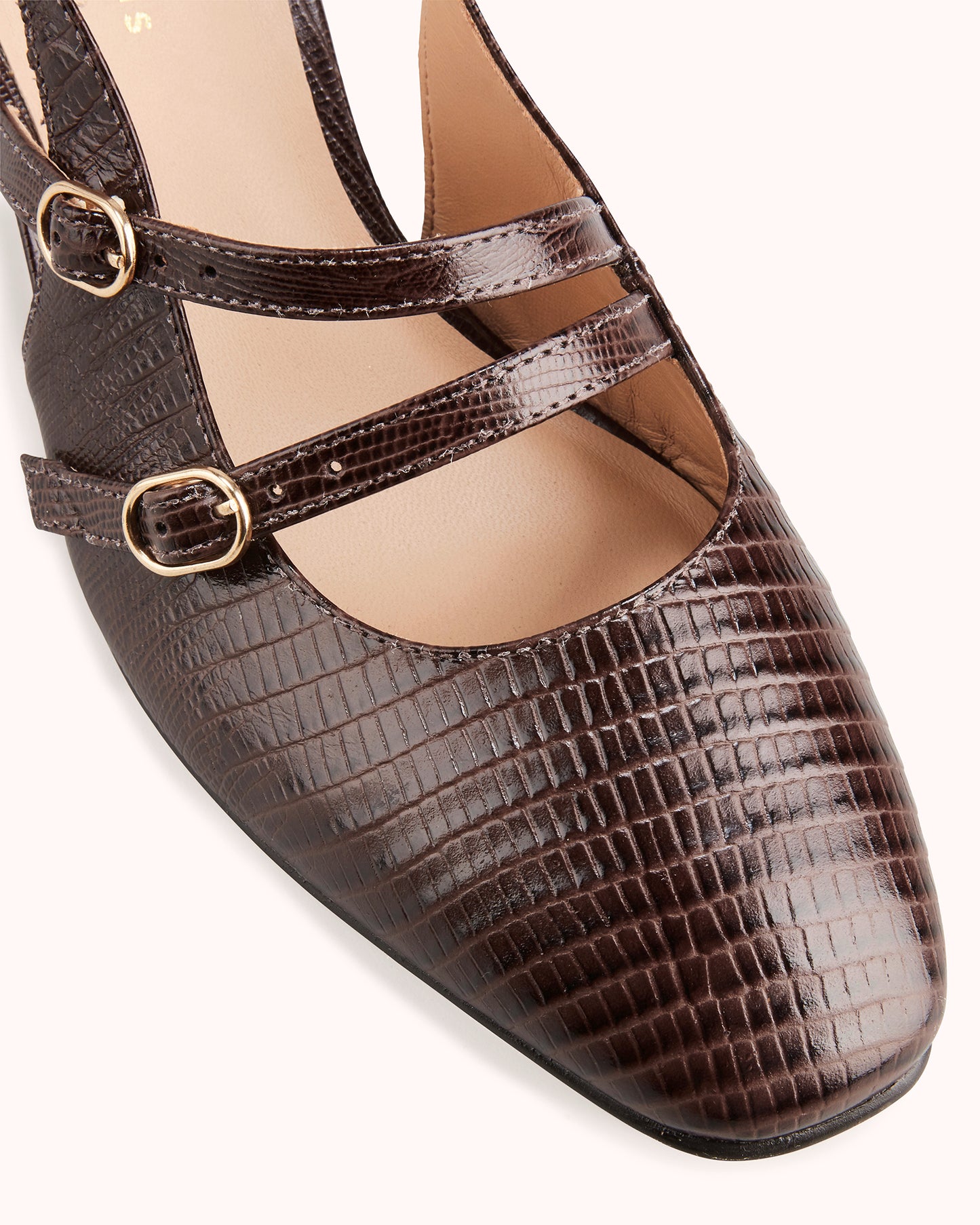 BATIA Pumps
