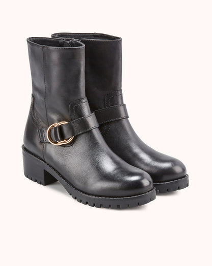 DANA FLAT BOOT