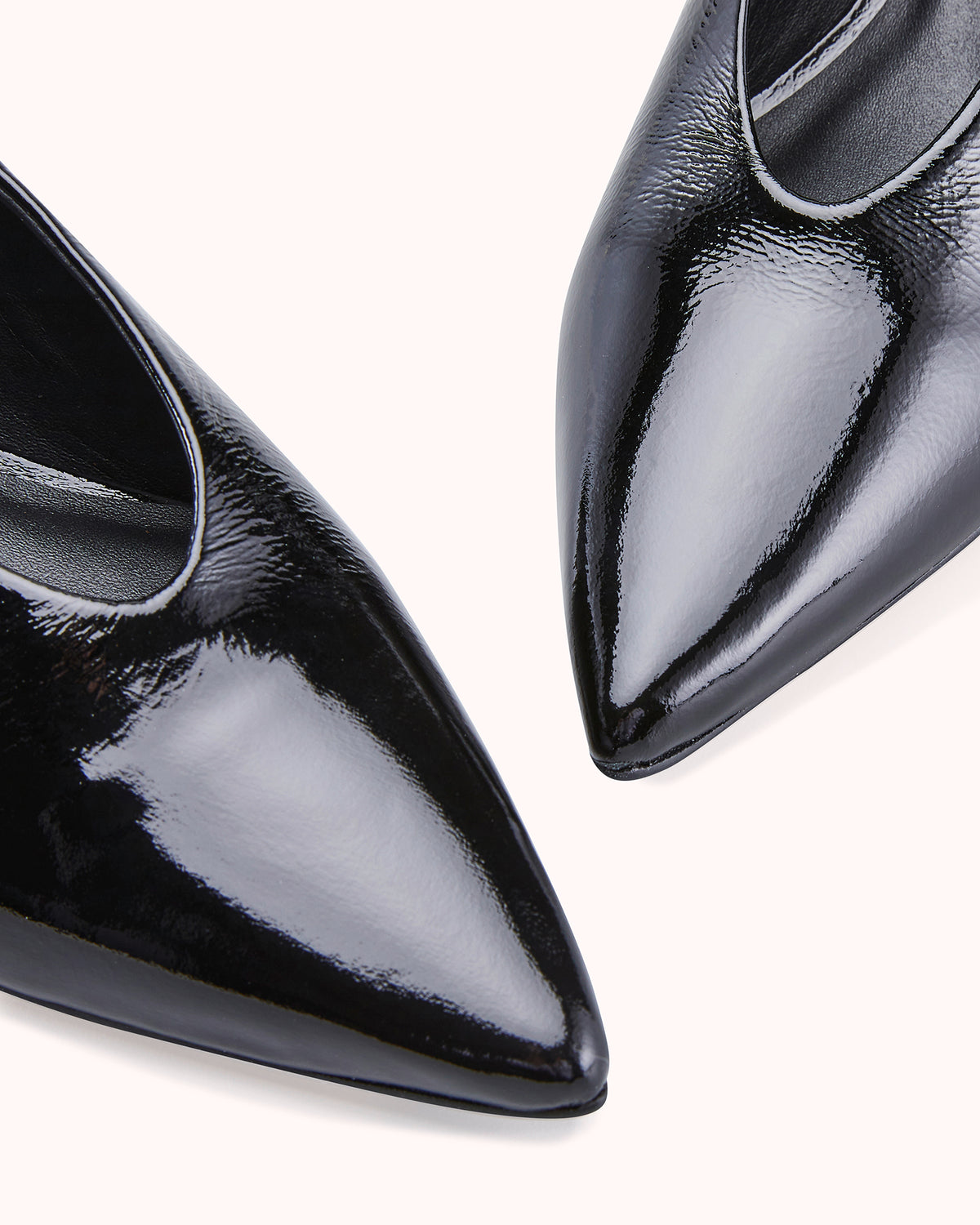 CLARA PUMP