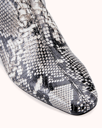 LOU HEELED ANKLE BOOT